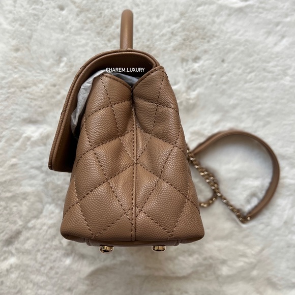 NWT 🤎 CHANEL 22K COCO Handle Small Dark Beige Caviar GHW Microchip Receipt - Picture 4 of 10